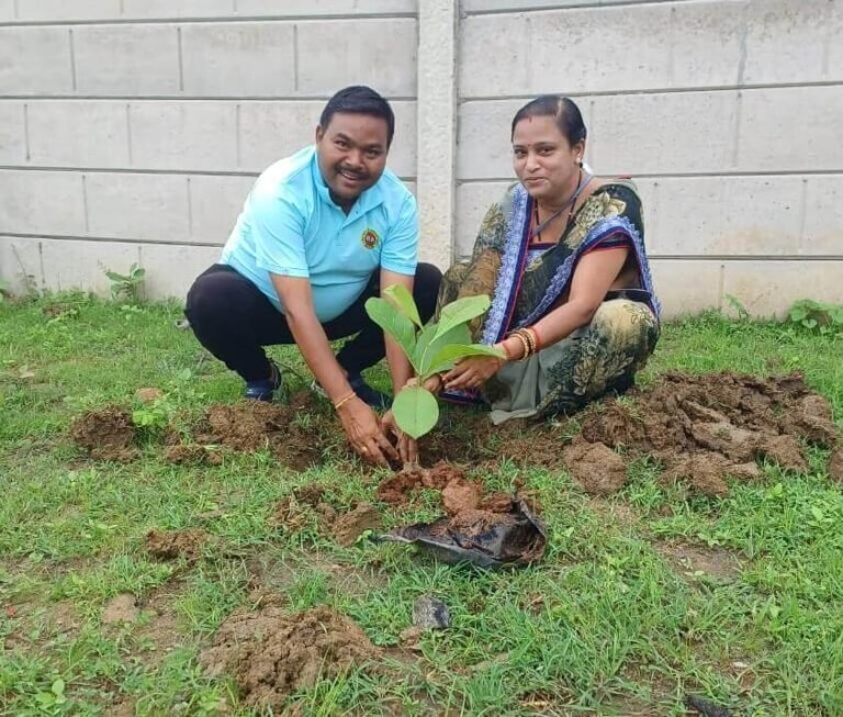 ବୃକ୍ଷ ରୋପଣ, ଭବିଷ୍ୟତ ଭବିଷ୍ୟତ ବଞ୍ଚେଇବା” – କୁଲତା ସମାଜର ସବୁଜ ପଦକ୍ଷେପ